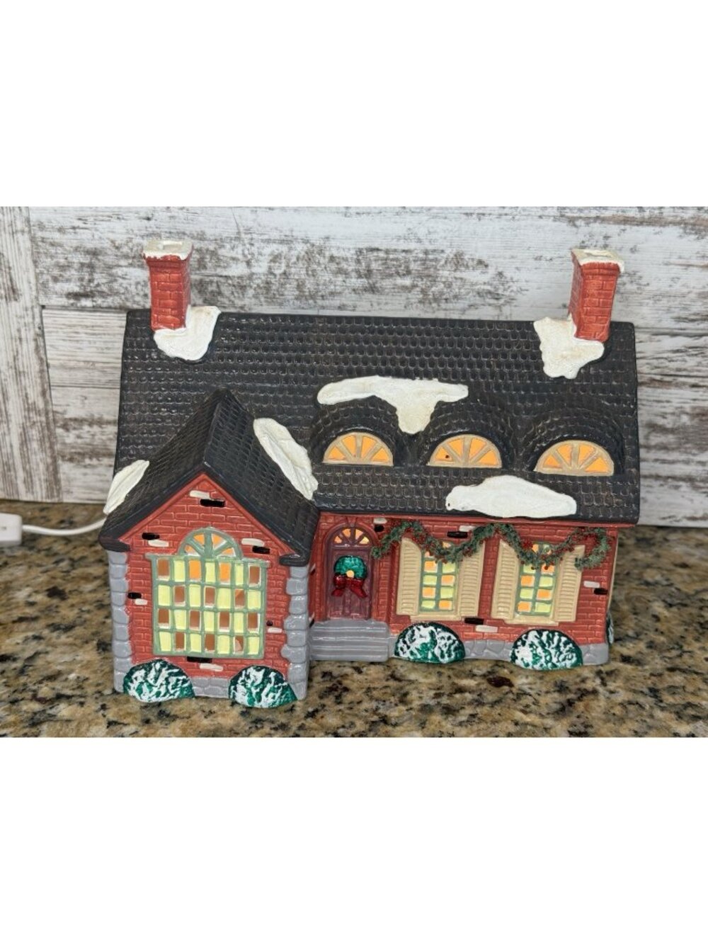 Department 56 Snow Village Stonehurst House Hand Painted Ceramic Christmas 1988